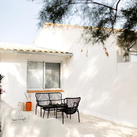 Otel Mas De La Fouque - & 4*